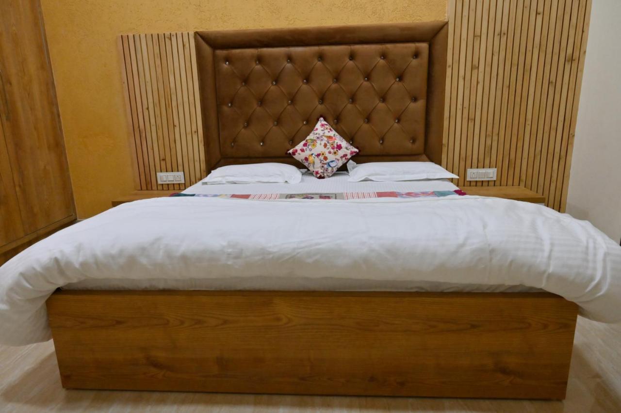 Ideal Home Stay Amritsar Buitenkant foto