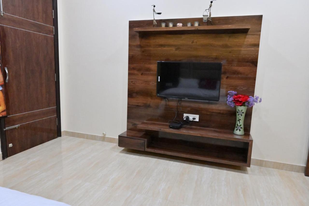 Ideal Home Stay Amritsar Buitenkant foto