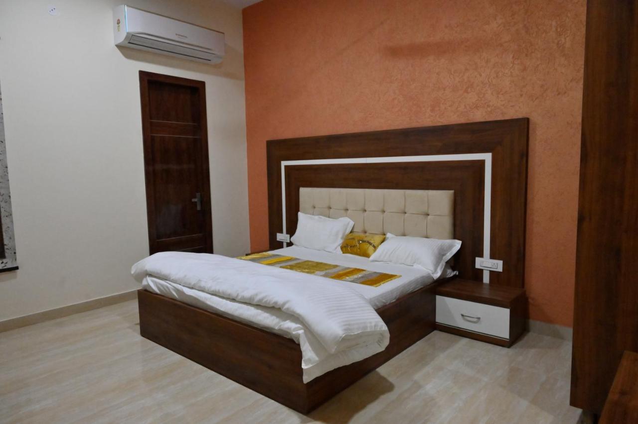 Ideal Home Stay Amritsar Buitenkant foto