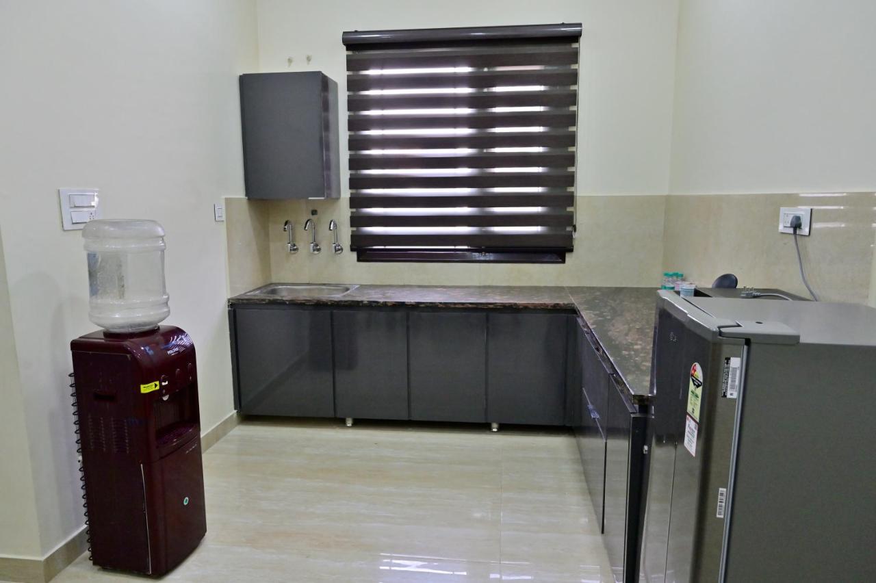 Ideal Home Stay Amritsar Buitenkant foto